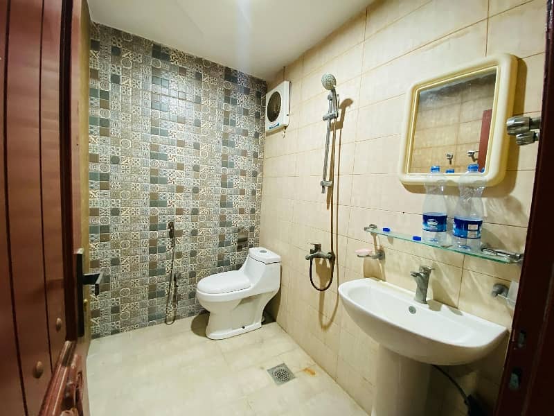 Spacious 2-Bedroom Apartment for Rent Non-Furnished on Prime Location 8