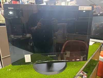 LENOVO M93Z ALL IN ONE PC 4TH GENERATION
