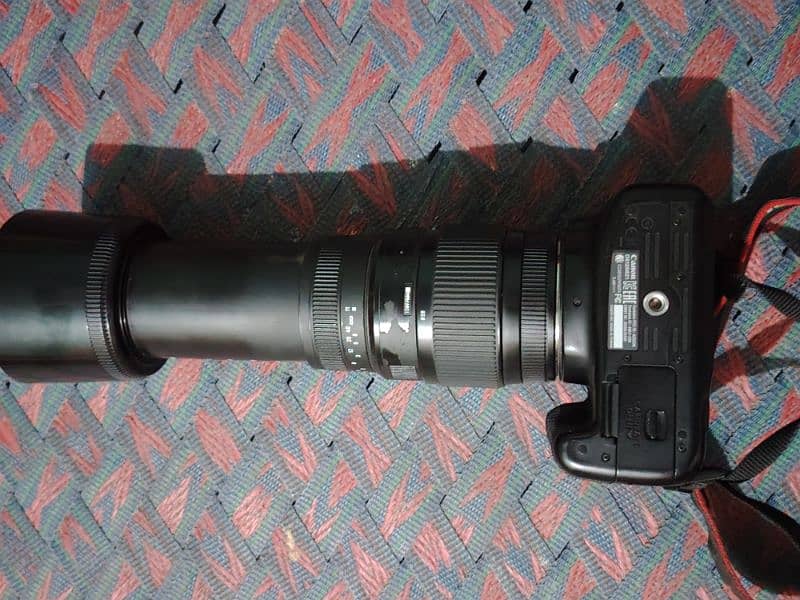 Canon 1300d wifi dslr camera with sigma 70-300mm lens and accessories. 3