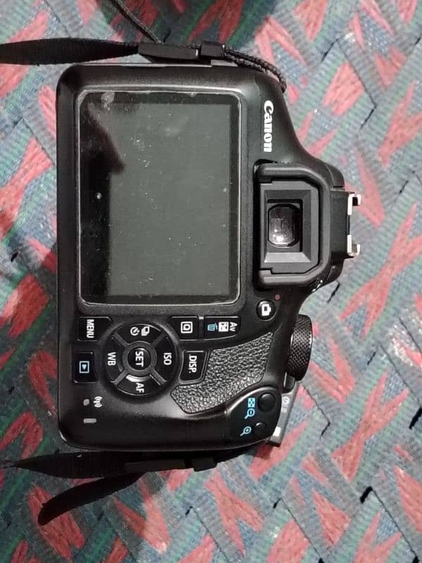 Canon 1300d wifi dslr camera with sigma 70-300mm lens and accessories. 9