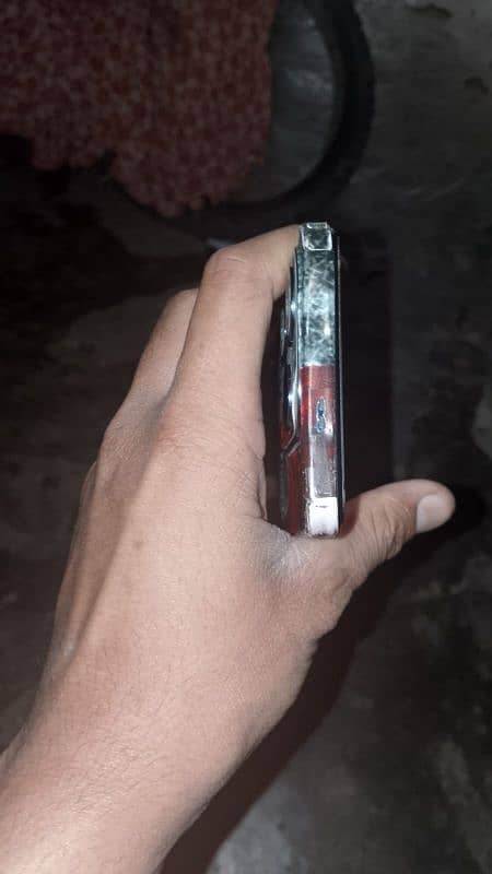 infinix hot 40 8+8/256 6 month warranty ha abhi exchange possible 4