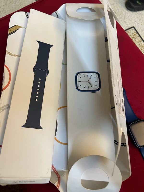 Apple watch series 7 4