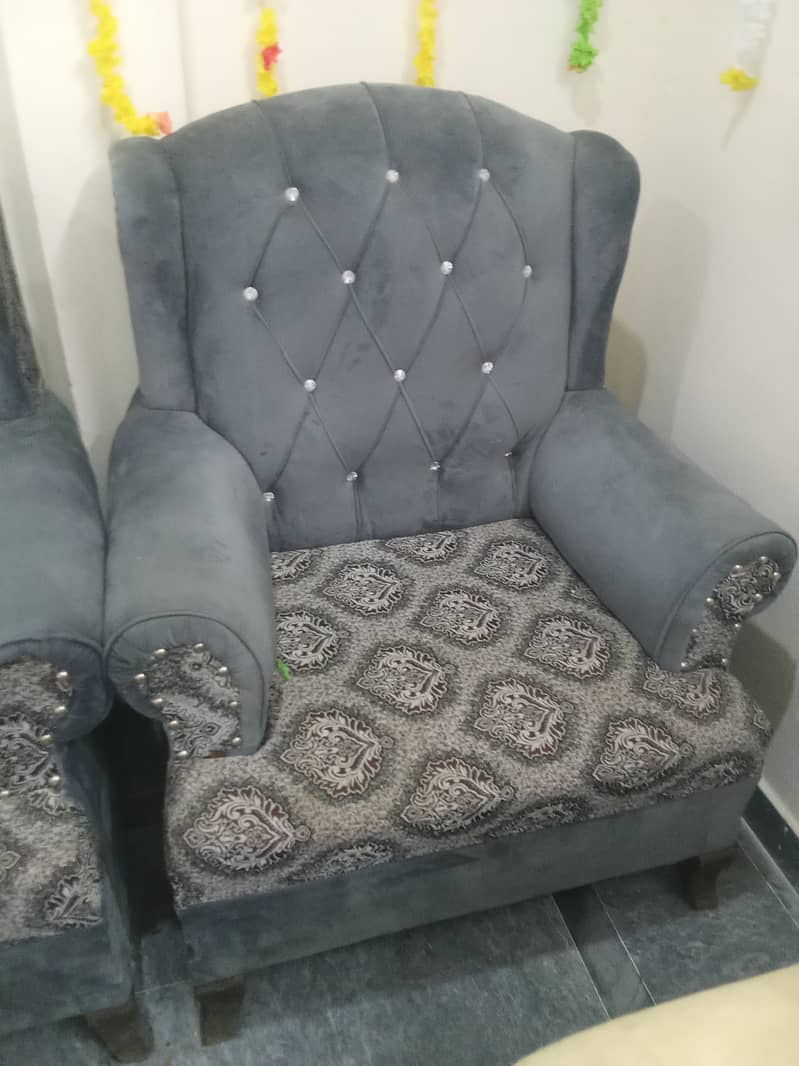 Sofa set 10 yrs warranty 0