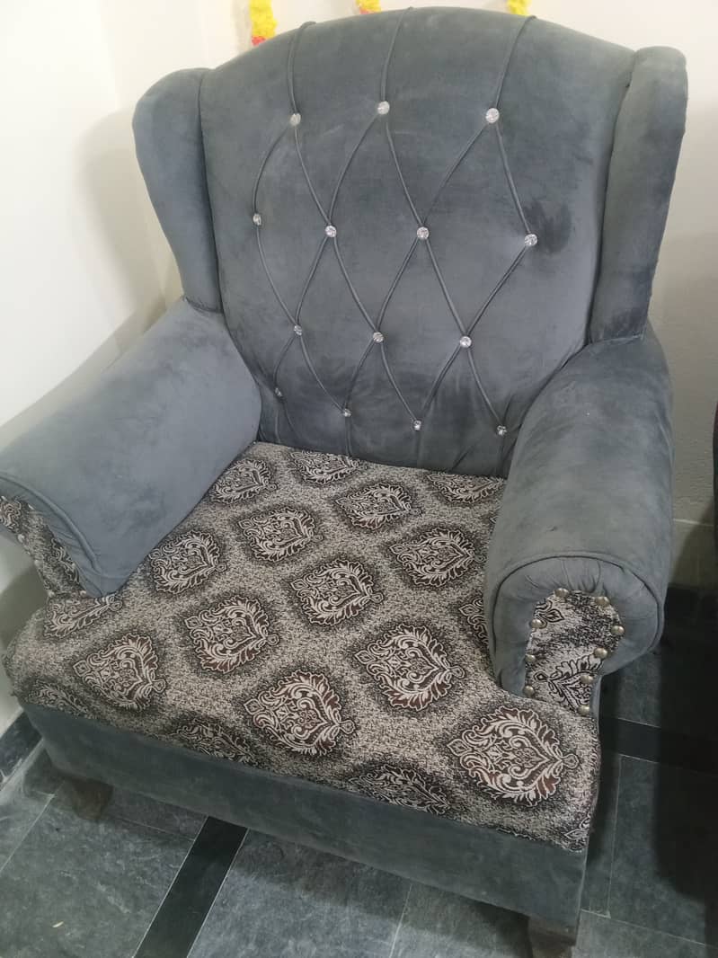 Sofa set 10 yrs warranty 1