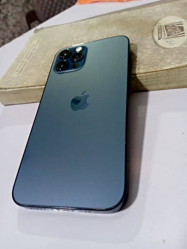 iphone 12 pro iCloud lock 0