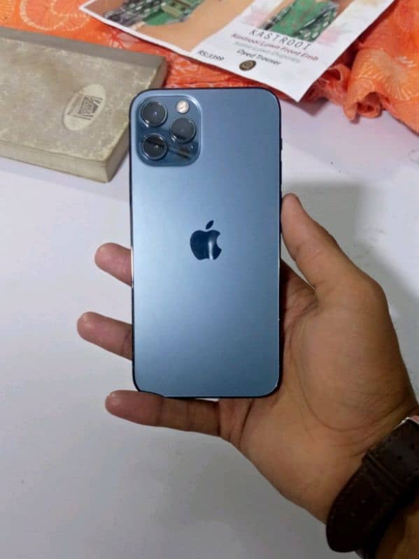 iphone 12 pro iCloud lock 2