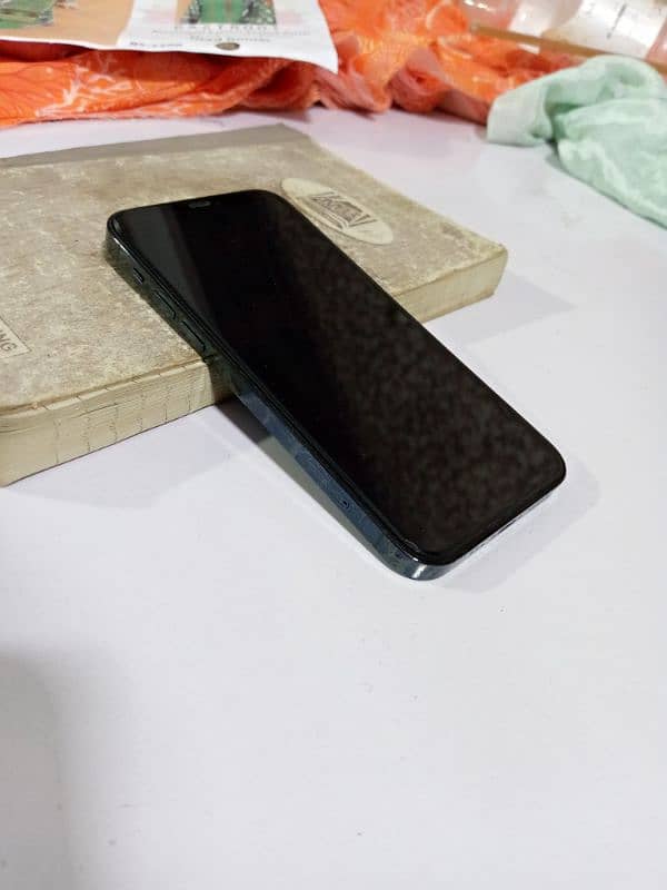 iPhone 12 pro 256gb iCloud lock 4