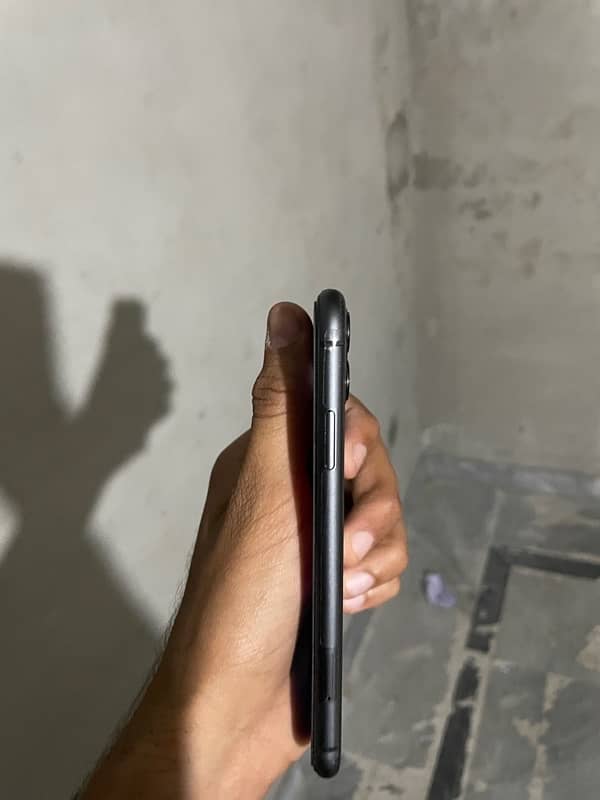 iPhone 11 128gb 93 % 3