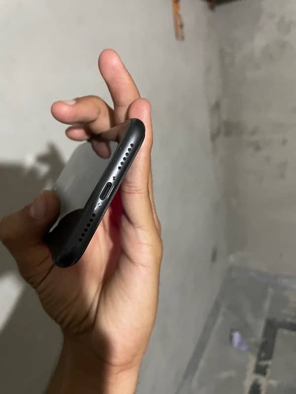 iPhone 11 128gb 93 % 6