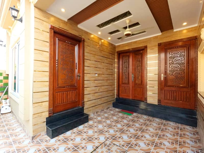 5 Marla Spanish Brand New Corner A Plus Solid Constructed House For Sale Direct Meeting With Owner In Parkview City Lahore 5