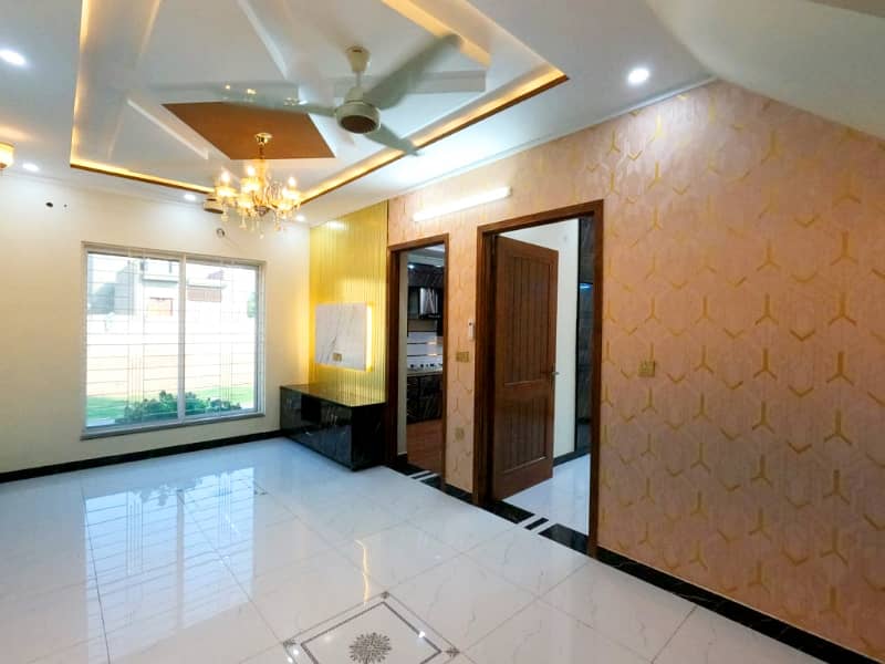 5 Marla Spanish Brand New Corner A Plus Solid Constructed House For Sale Direct Meeting With Owner In Parkview City Lahore 9