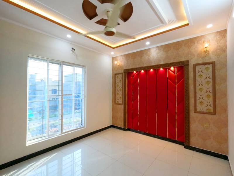 5 Marla Spanish Brand New Corner A Plus Solid Constructed House For Sale Direct Meeting With Owner In Parkview City Lahore 18