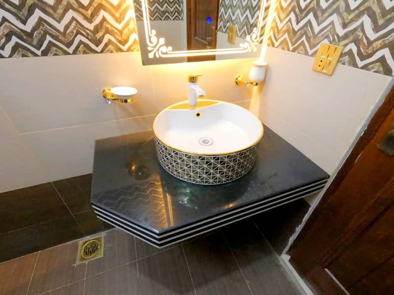 5 Marla Spanish Brand New Corner A Plus Solid Constructed House For Sale Direct Meeting With Owner In Parkview City Lahore 20