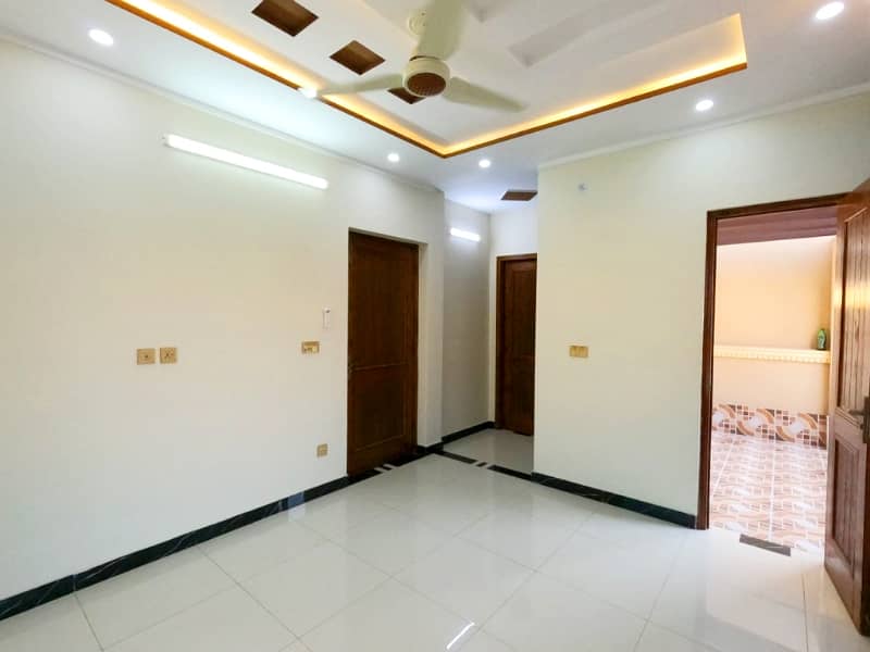 5 Marla Spanish Brand New Corner A Plus Solid Constructed House For Sale Direct Meeting With Owner In Parkview City Lahore 24