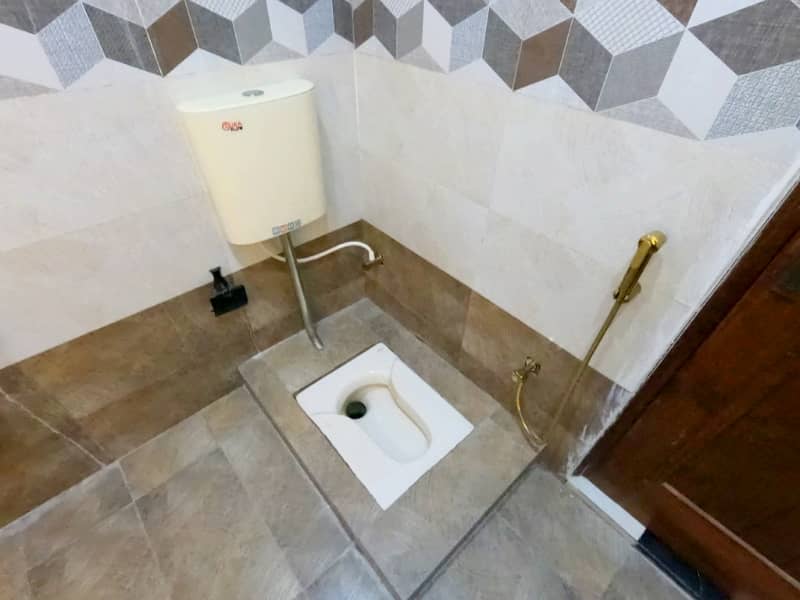 5 Marla Spanish Brand New Corner A Plus Solid Constructed House For Sale Direct Meeting With Owner In Parkview City Lahore 26