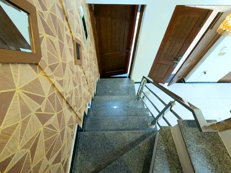 5 Marla Spanish Brand New Corner A Plus Solid Constructed House For Sale Direct Meeting With Owner In Parkview City Lahore 28