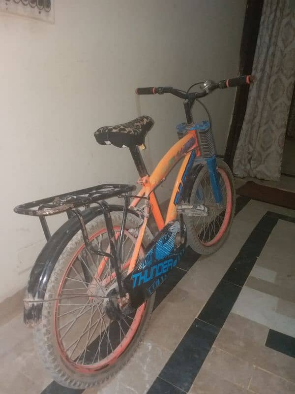 thunder real brand cycle 2