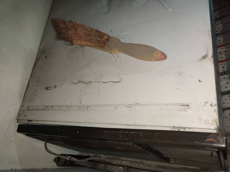 Pel Window 1.5 ton used AC for Sale in Lahore 1