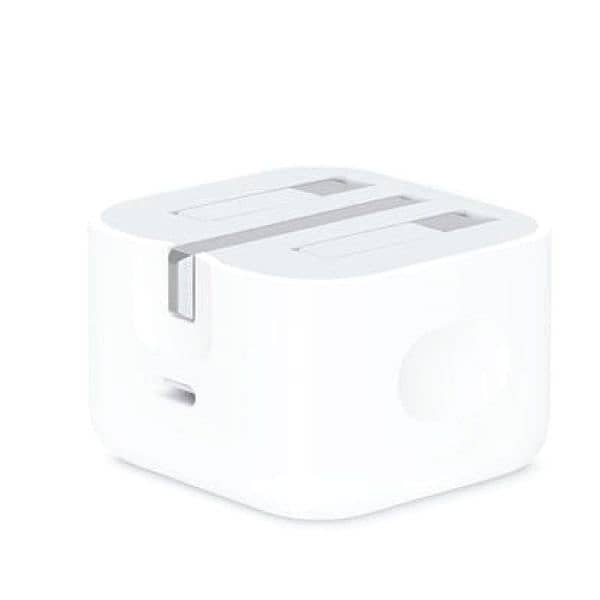 Apple 20W USB-C Power Adapter 1
