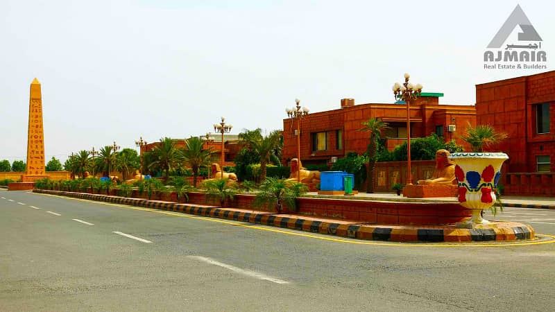 10 MARLA PLOT GOOD LOCATION FOR SALE IN BAHRIA TOWN LAHORE 15
