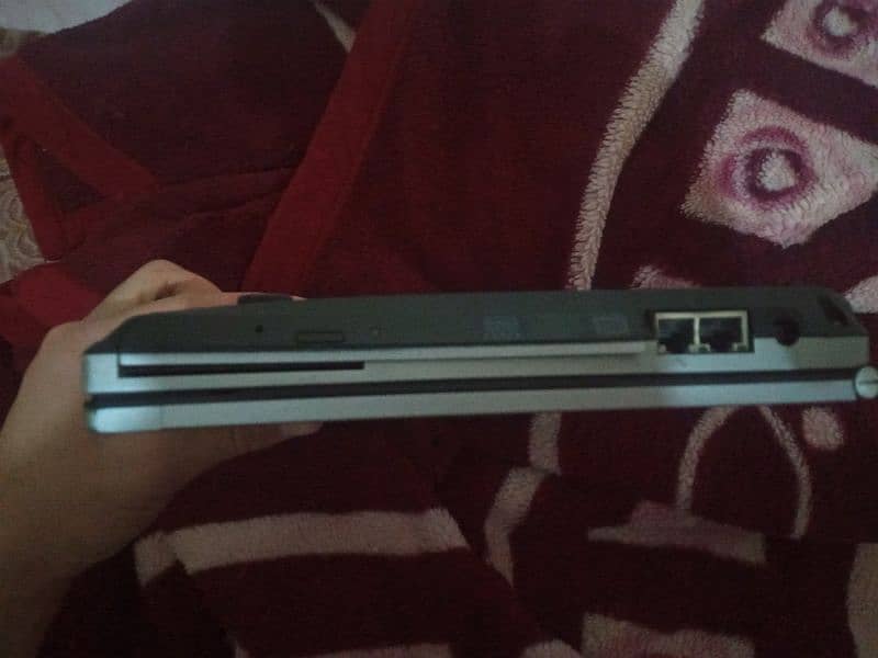 HP, ElitebBook 2570p. 4