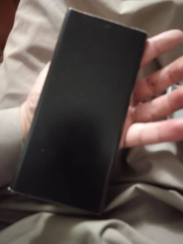 s22 ultra 10/10 2