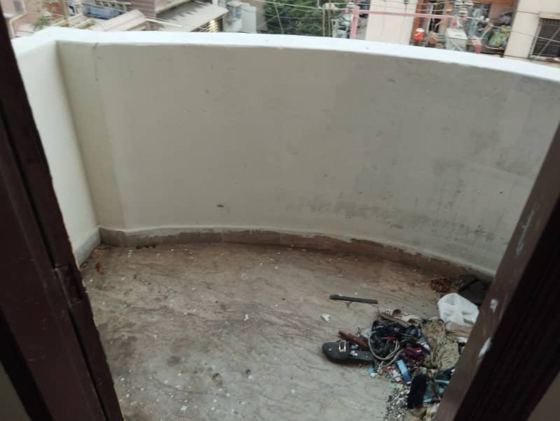 Available For Rent 3rd Floor Corner 2 Bed D D 6