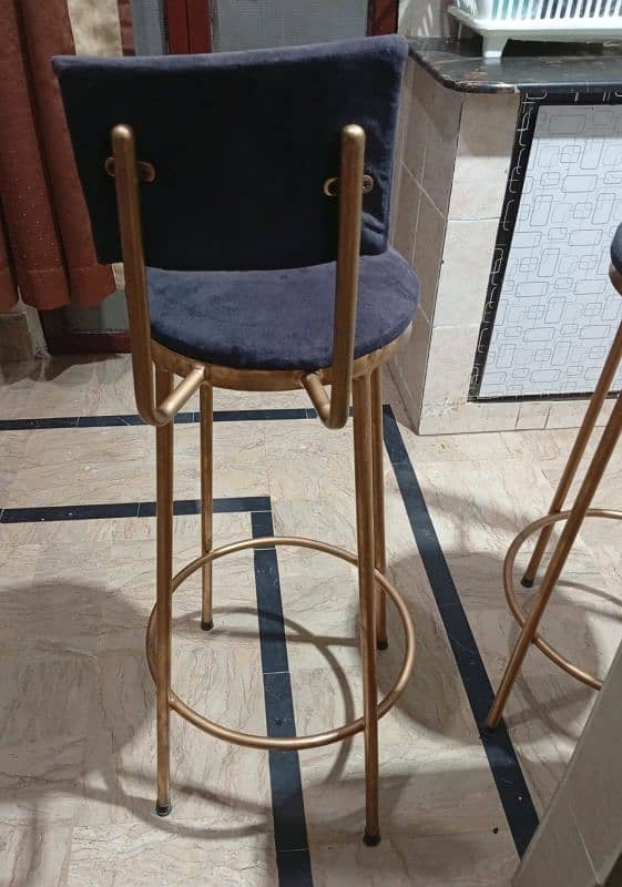 Bar Stool / Counter Chair 1