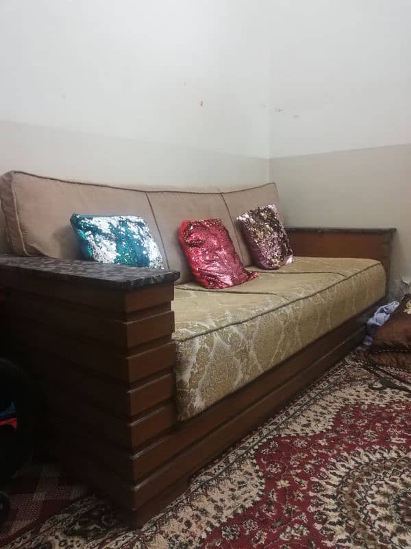 Sofa Set 0