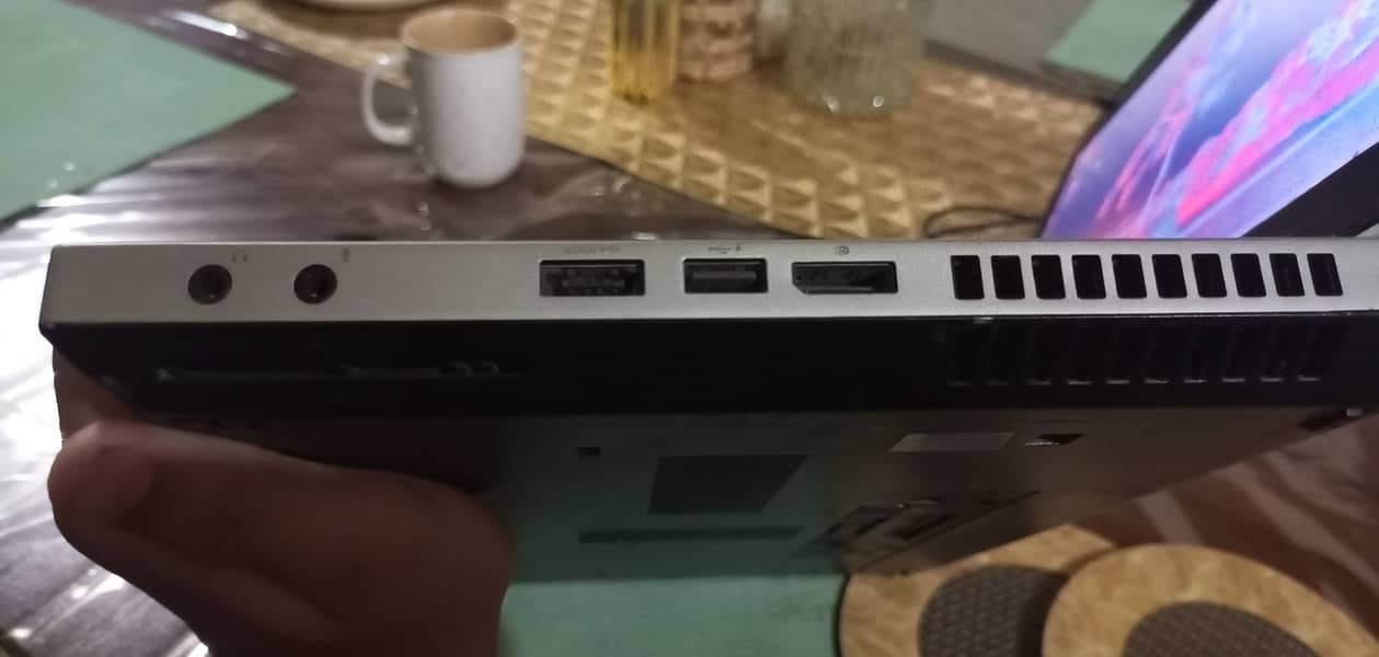 "HP EliteBook 8470p | Fast Boot SSD | Great Keyboard | Tons of Ports" 1