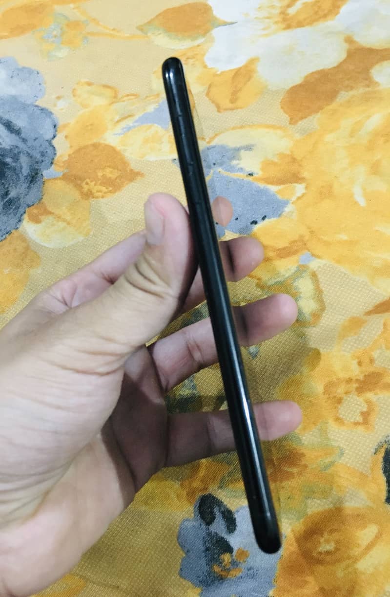 Urgent sale Iphone 7plus pta approved 1