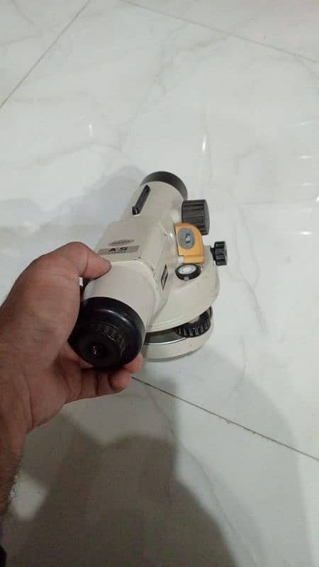 Nikon level as 2 4