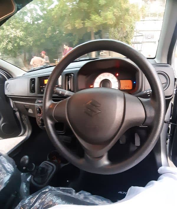 Suzuki Alto 2024 13
