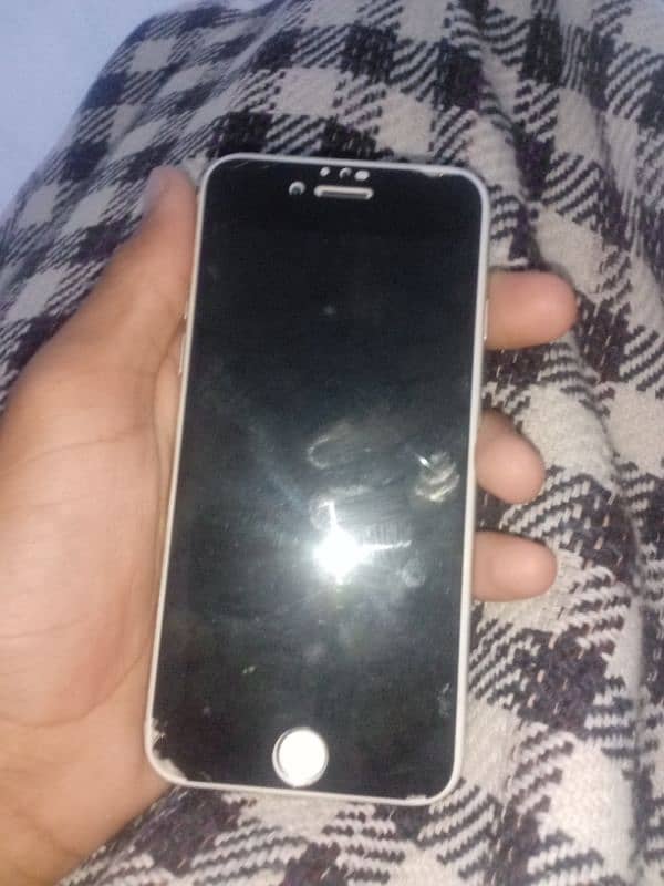 what app num 03154505604 iPhone 6 Mon pta all good condensation 0