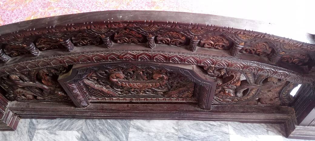 Chinuty bed set for sale 0