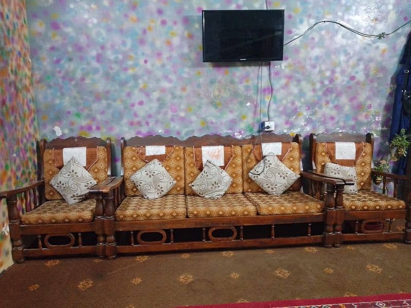 two different sofa sets 0