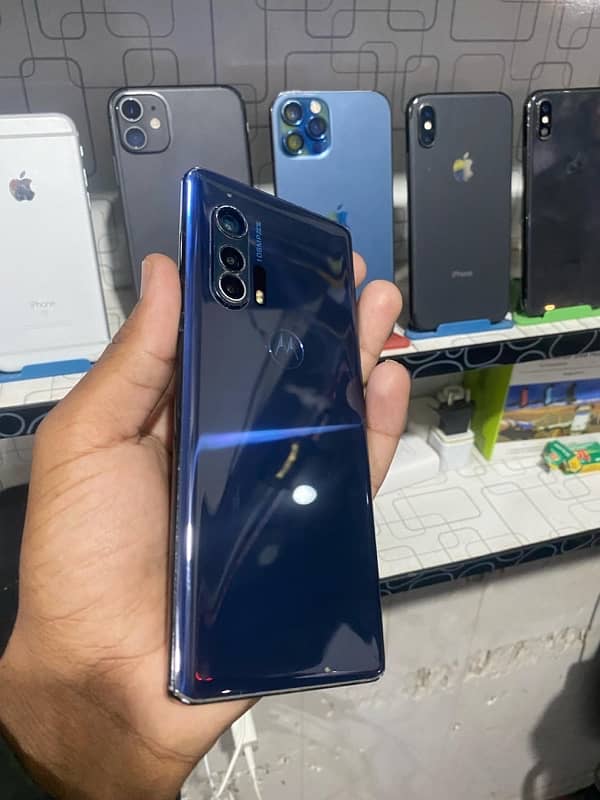 matrola edge plua 12/256gb condition 10/9 pta 2