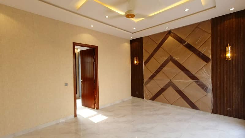 1 Kanal Full House for Rent in DHA Phase 2 Prime Location | Spacious Layout! 19