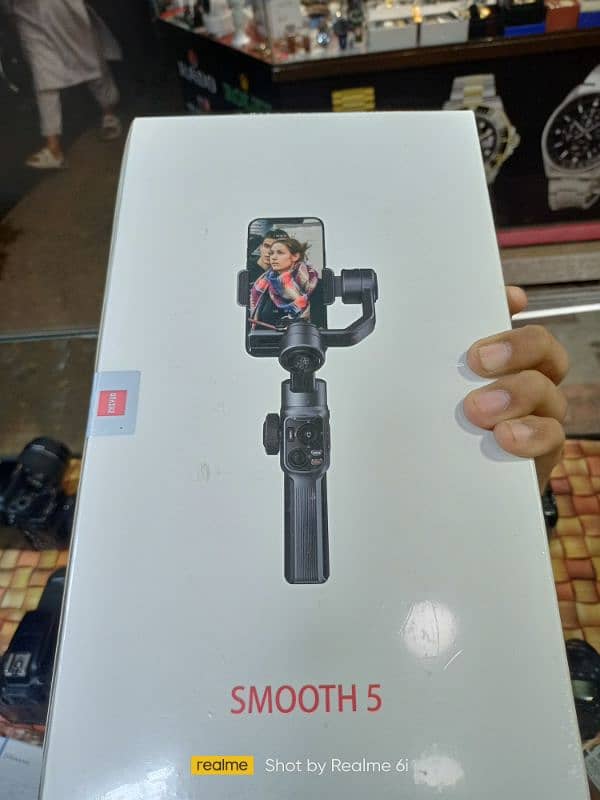 Gimbal Smooth 5 New Box Pack 2