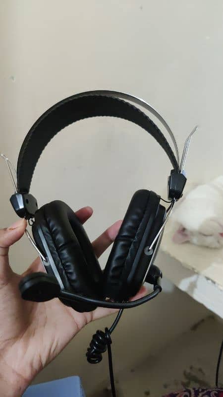 A4tech head phone 1