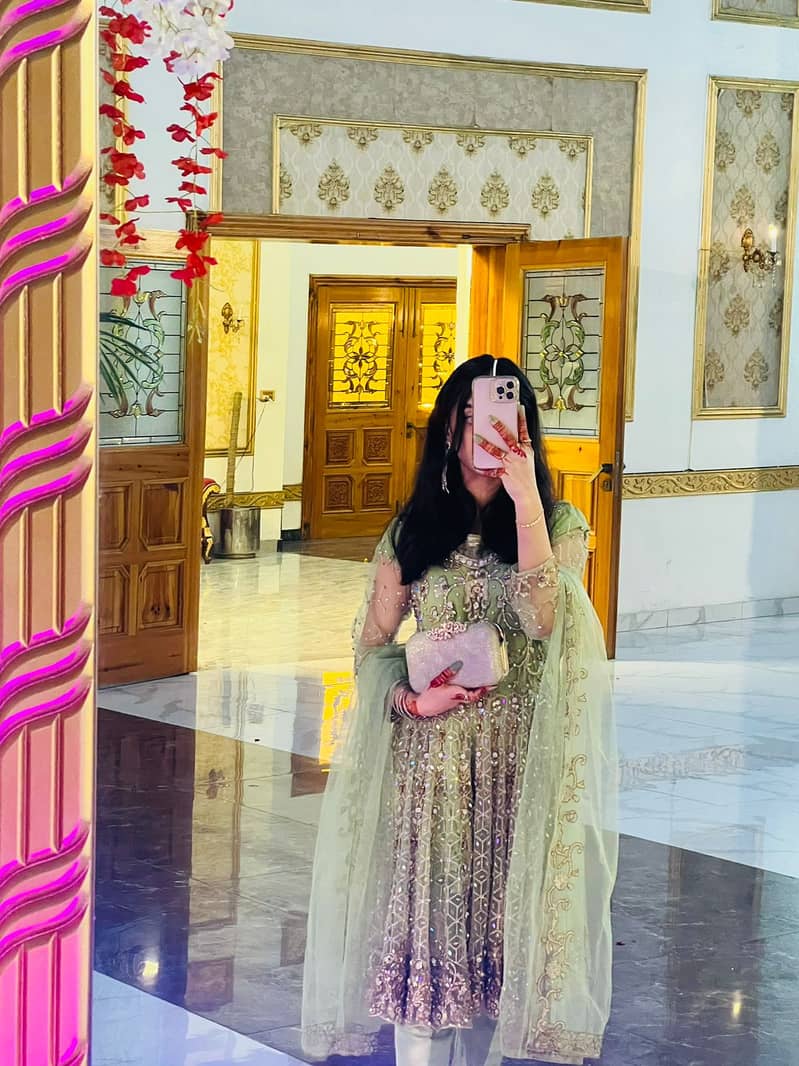 3pc suit /maxi dress ( brand nisar saeed) 0