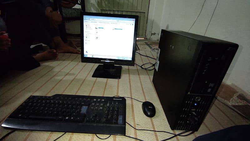 Desktop ( Full computer setup ) 0