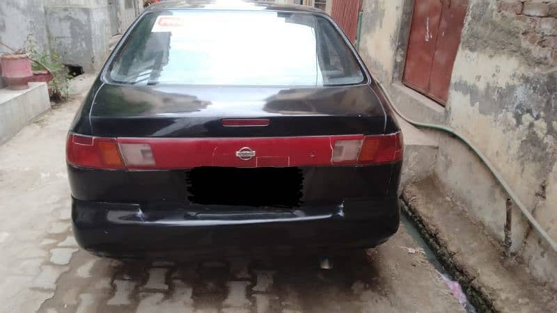 Nissan Sunny 1998 4