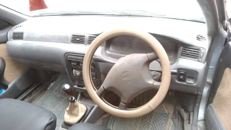 Nissan Sunny 1998 7