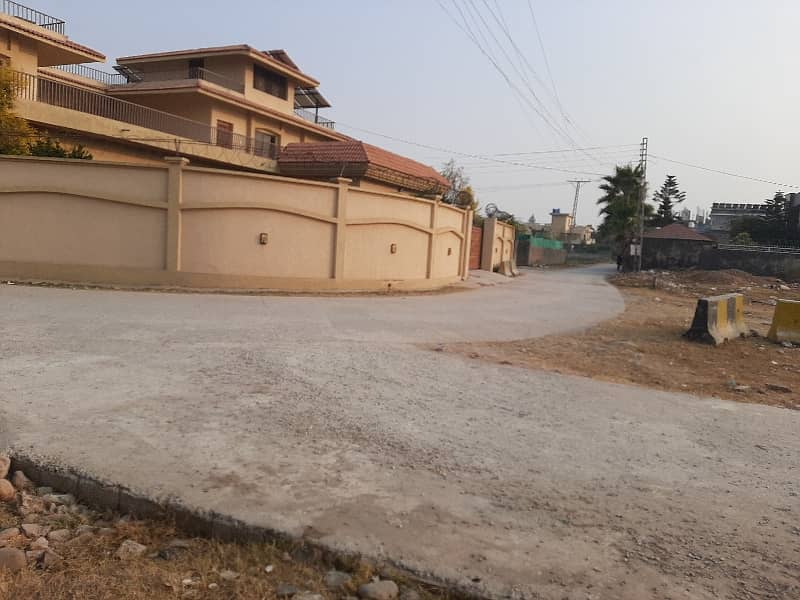 15.5 Marla Plot Available For Sale 1
