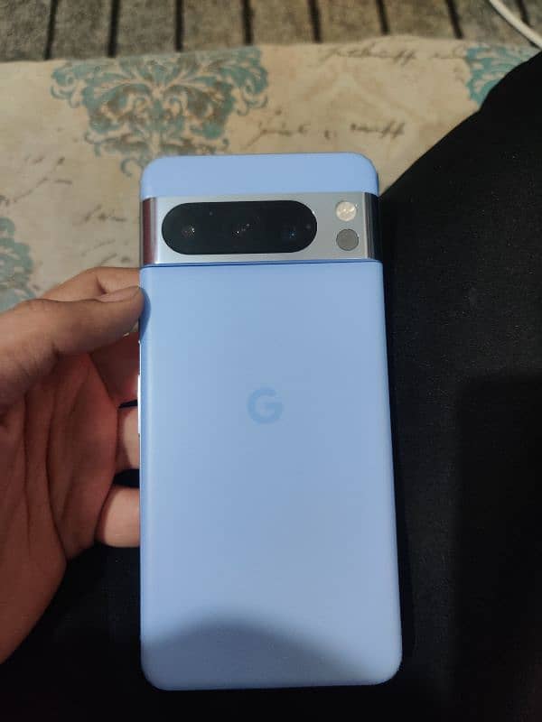 GOOGLE PIXEL 8 PRO 6