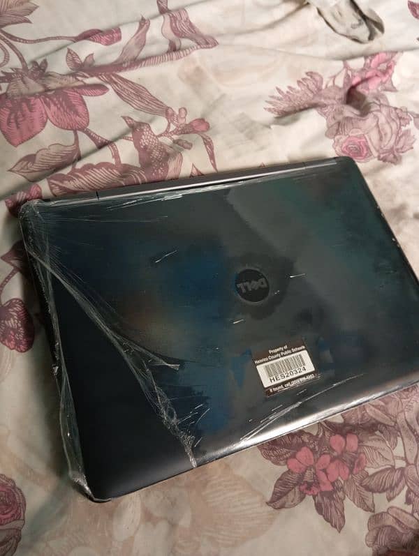 Dell latitude 5440 fresh mint condition laptop 2