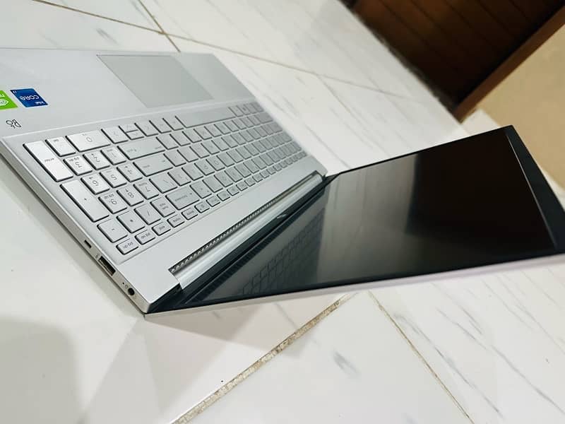 HP Pavilion 15 Core i7 11th Generation 3