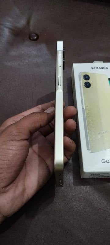 Samsung a06 mobile 4 64 1