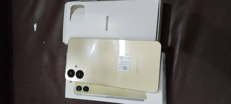 Samsung a06 mobile 4 64 3